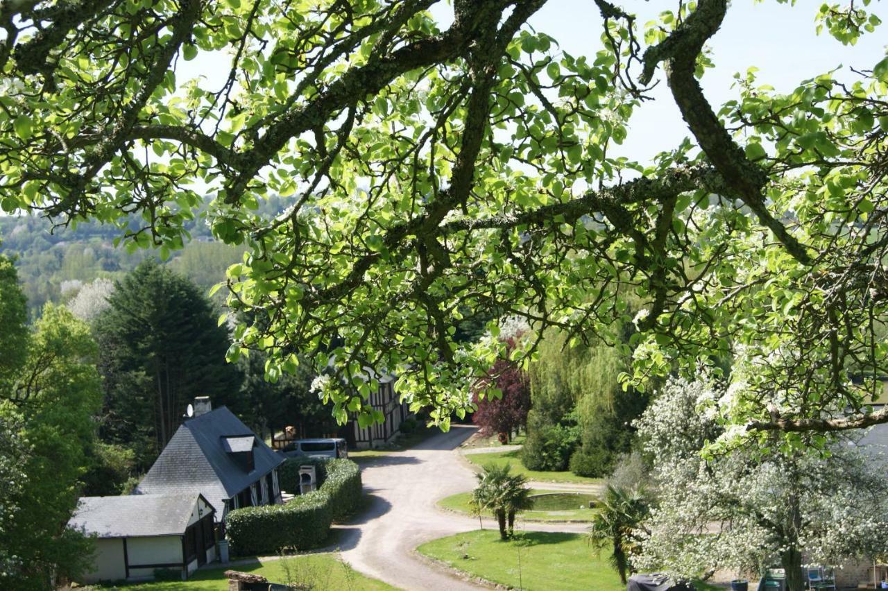 Gites - Domaine de Geffosse Pont-Évêque Exterior foto